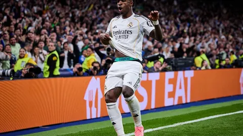 哈萨克少年绣针龙艺双绝——跨界传奇故事新华网