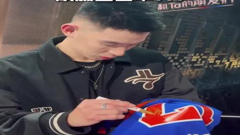 穆罕默德-阿里执法国足以沙特之战取胜，连场裁决助力国足两连胜